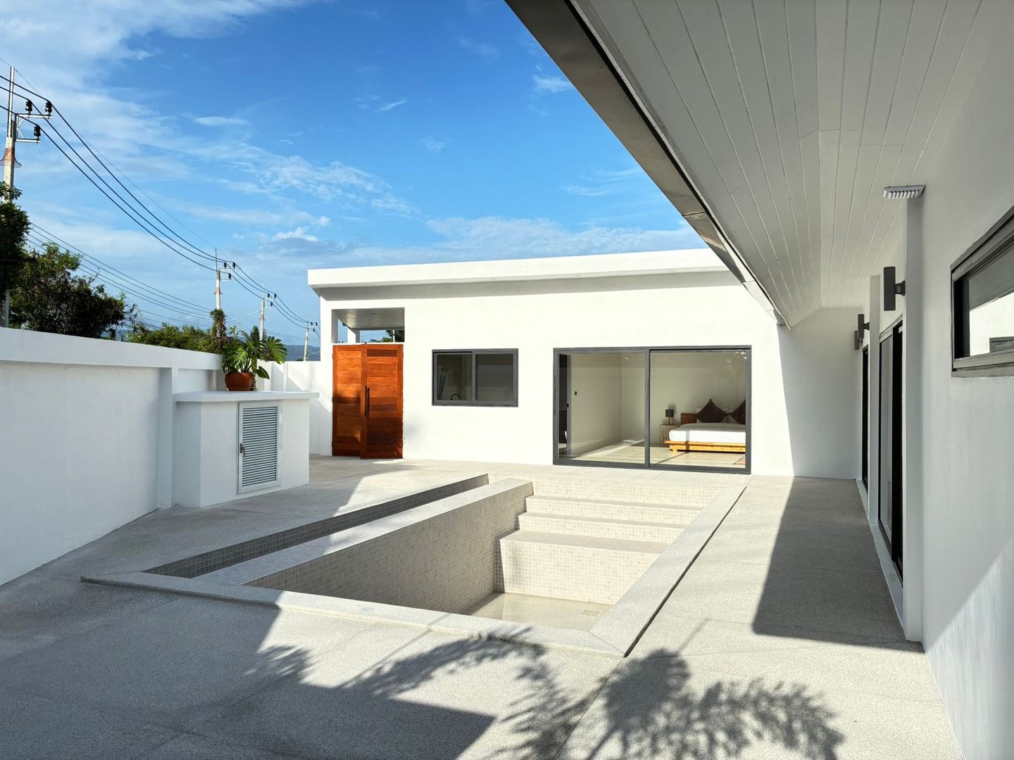 WhatsApp Image 2568-10-20 at 13.34.58 (1)