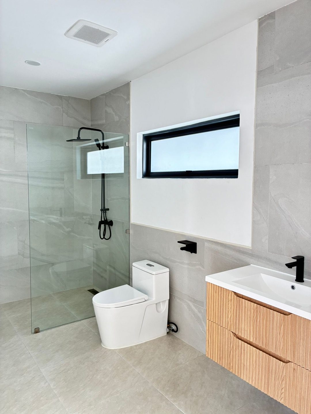 WhatsApp Image 2568-10-20 at 13.35.05