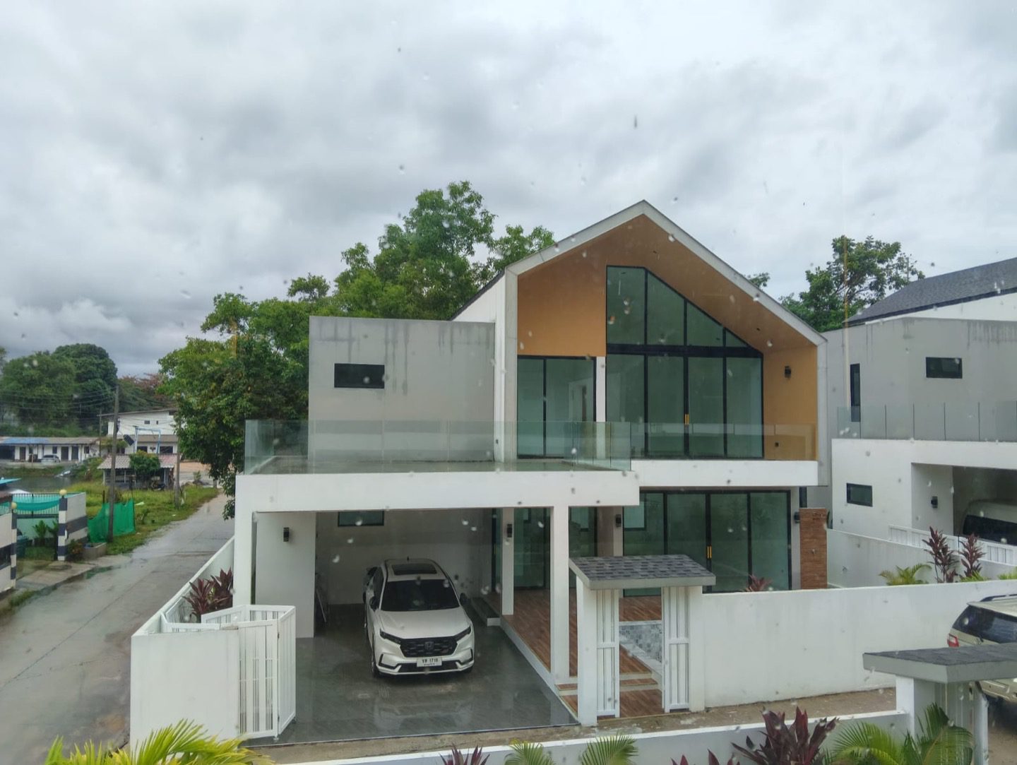 WhatsApp Image 2568-10-30 at 18.10.00