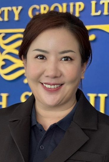 Miss Vijitra Nuntanavut IOS Associate Broker