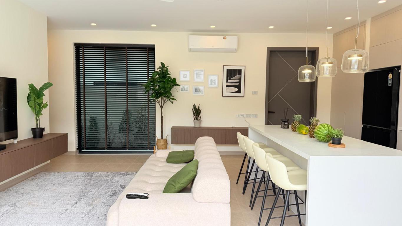 mini_WhatsApp Image 2026-02-18 at 14.05.30 (2)