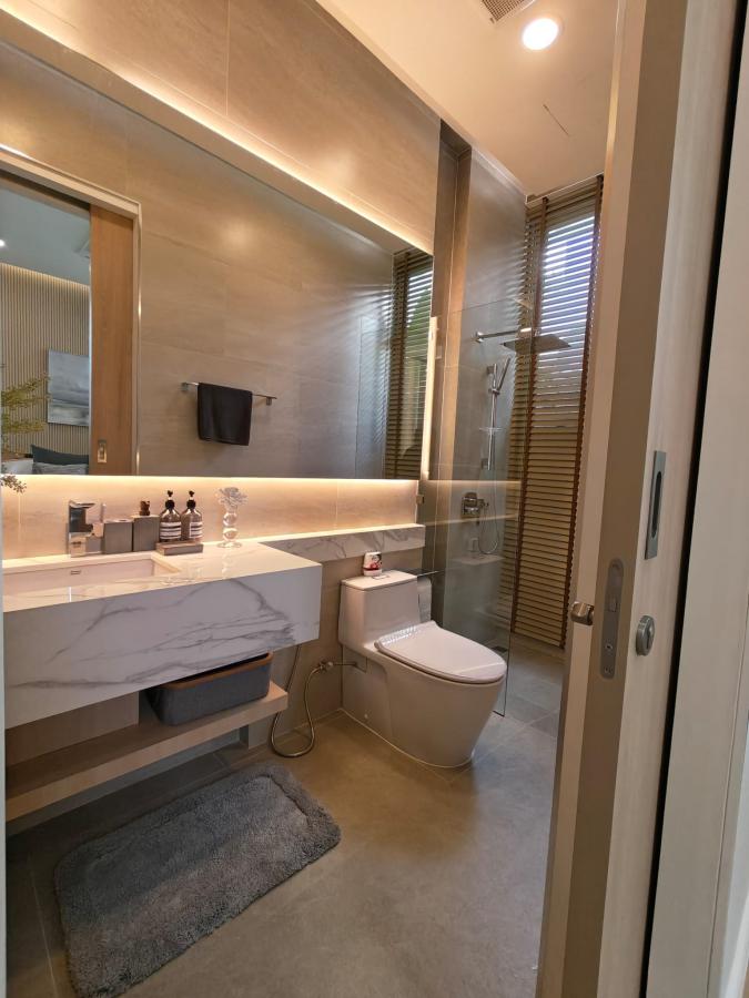 Bathroom Tropical Pool Villas near Nai Yang Beach