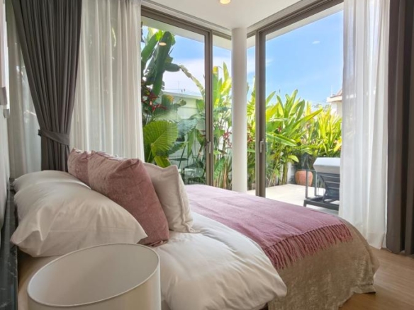 Tropical Pool Villas near Nai Yang Beach