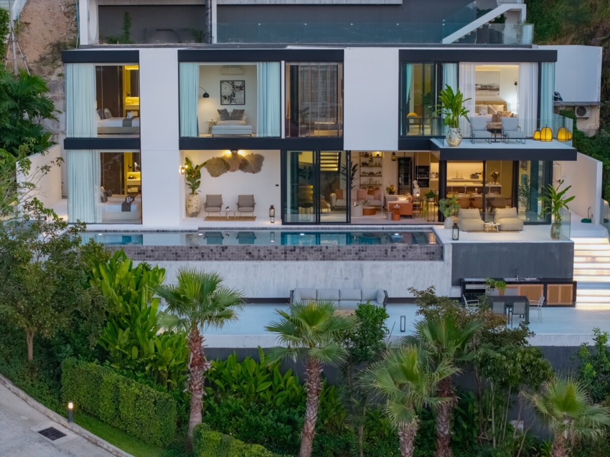 CONTEMPORARY SEA VIEW RESIDENCE IN BANG TAO