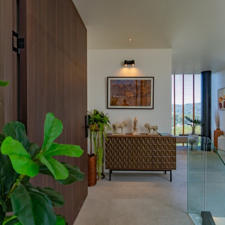 CONTEMPORARY SEA VIEW RESIDENCE IN BANG TAO