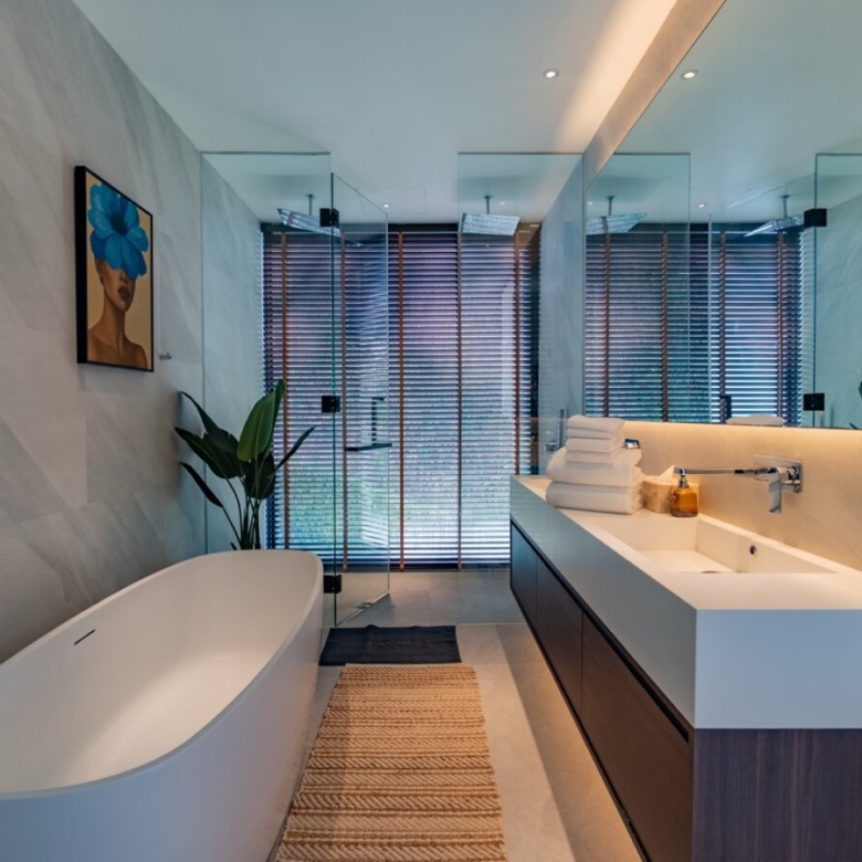 CONTEMPORARY SEA VIEW RESIDENCE IN BANG TAO