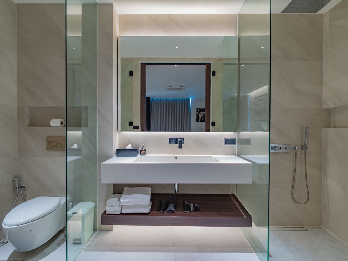 CONTEMPORARY SEA VIEW RESIDENCE IN BANG TAO
