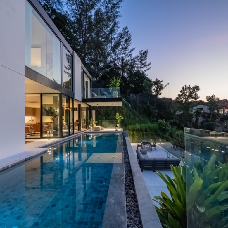 CONTEMPORARY SEA VIEW RESIDENCE IN BANG TAO