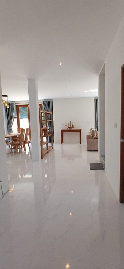 WhatsApp Image 2026-05-04 at 15.03.07 (1) New 4-Bed Pool Villa with Private Beach Access – Tongson Bay