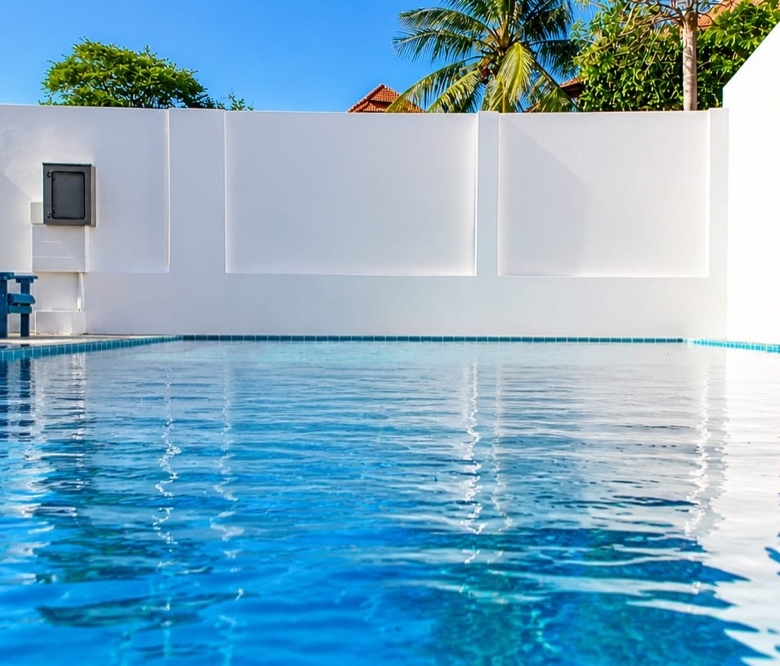 New 4-Bed Pool Villa with Private Beach Access – Tongson Bay