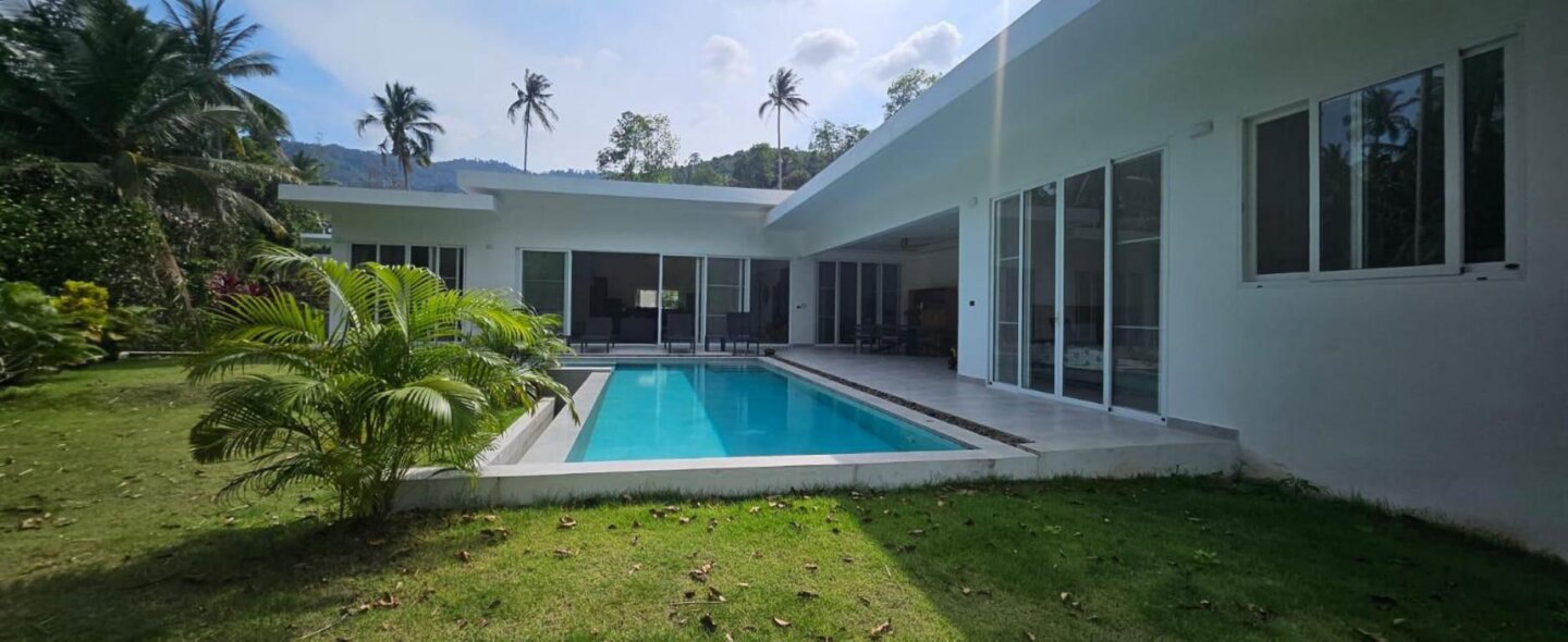 🌴 Beautiful 4-Bedroom Pool Villa in Lamai