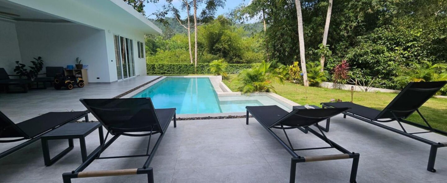 🌴 Beautiful 4-Bedroom Pool Villa in Lamai