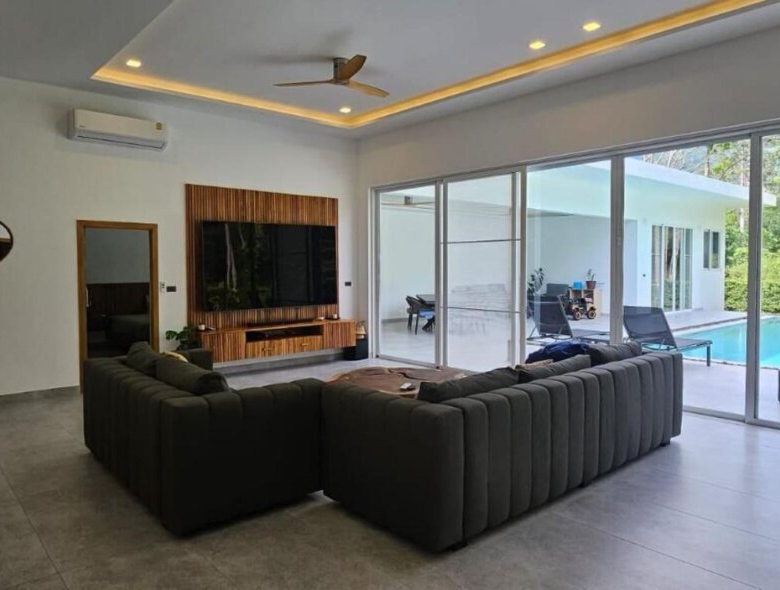 🌴 Beautiful 4-Bedroom Pool Villa in Lamai