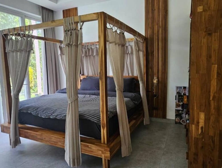 🌴 Beautiful 4-Bedroom Pool Villa in Lamai