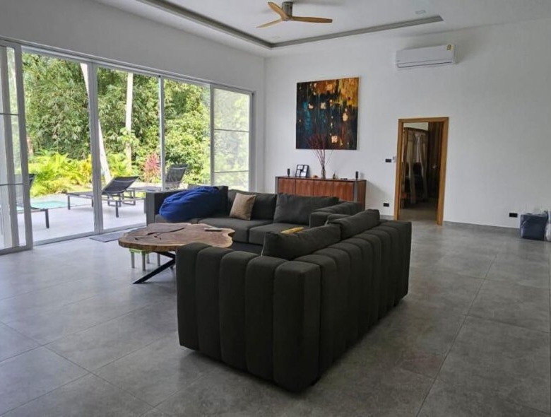 🌴 Beautiful 4-Bedroom Pool Villa in Lamai