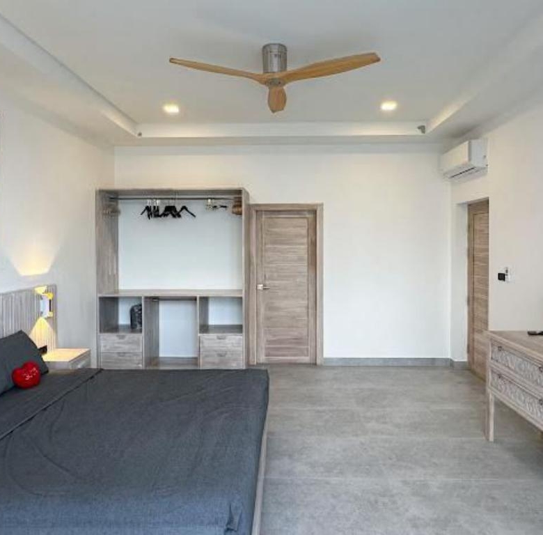 Modern 4-bedroom pool villa sea view