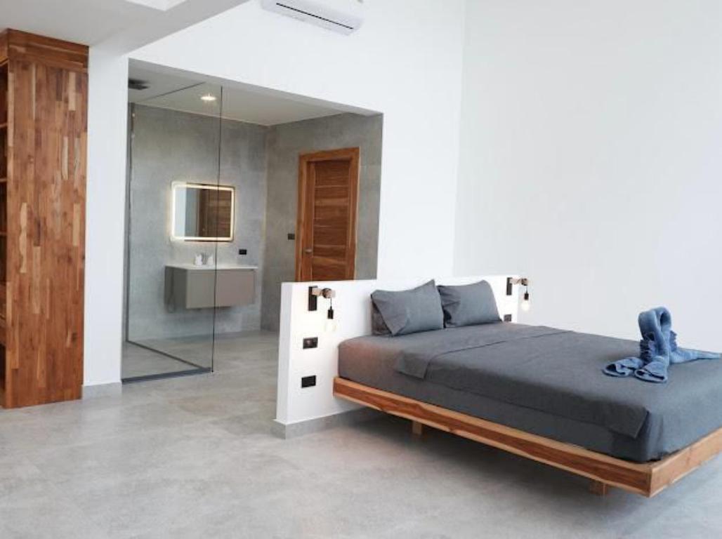 mini_WhatsApp Image 2026-05-26 at 12.54.54 Stunning 5 bedrooms pool villa sea view