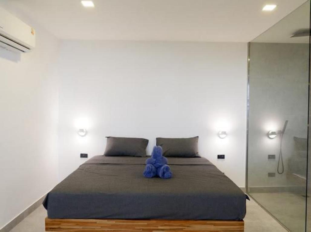 mini_WhatsApp Image 2026-05-26 at 12.55.08 (2) Stunning 5 bedrooms pool villa sea view