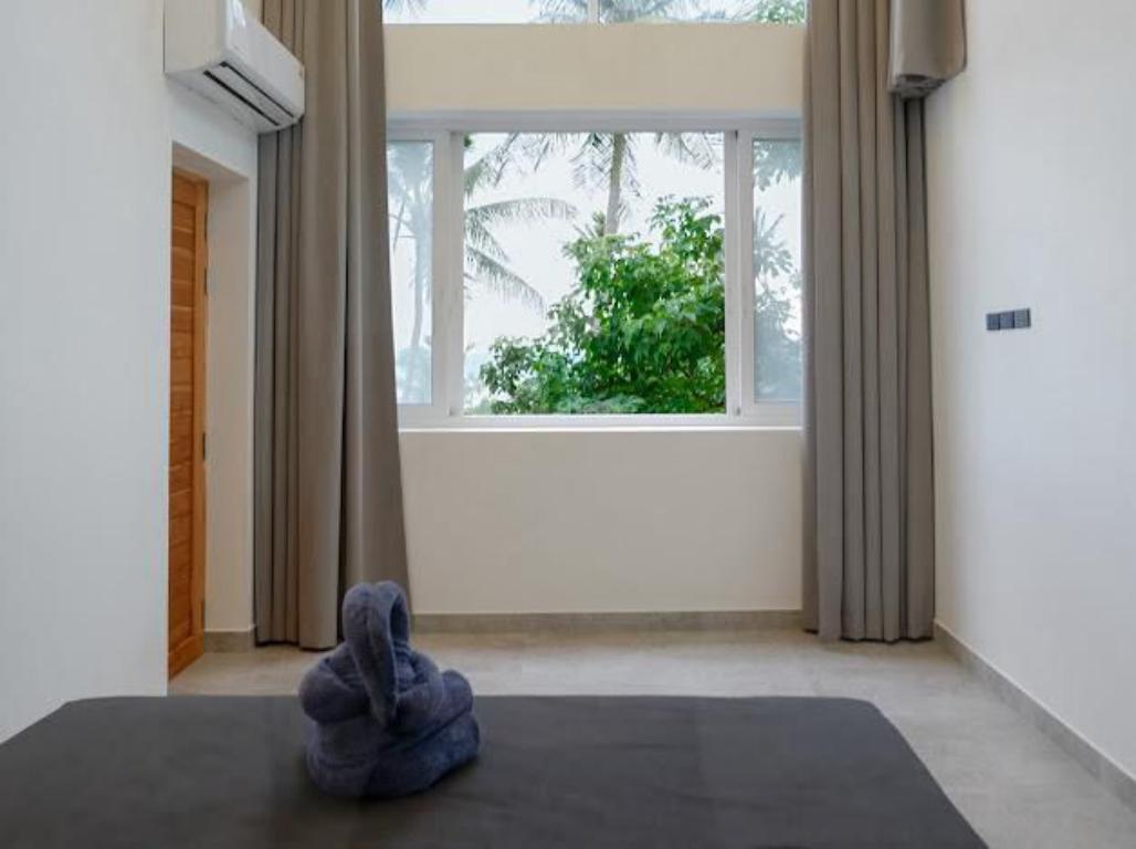 mini_WhatsApp Image 2026-05-26 at 12.55.09 (2) Stunning 5 bedrooms pool villa sea view
