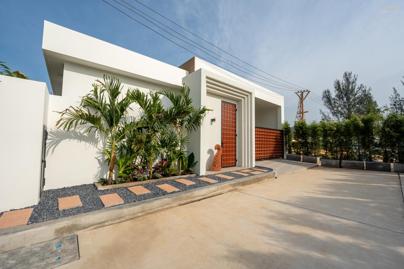 Tropical Pool Villas near Nai Yang Beach