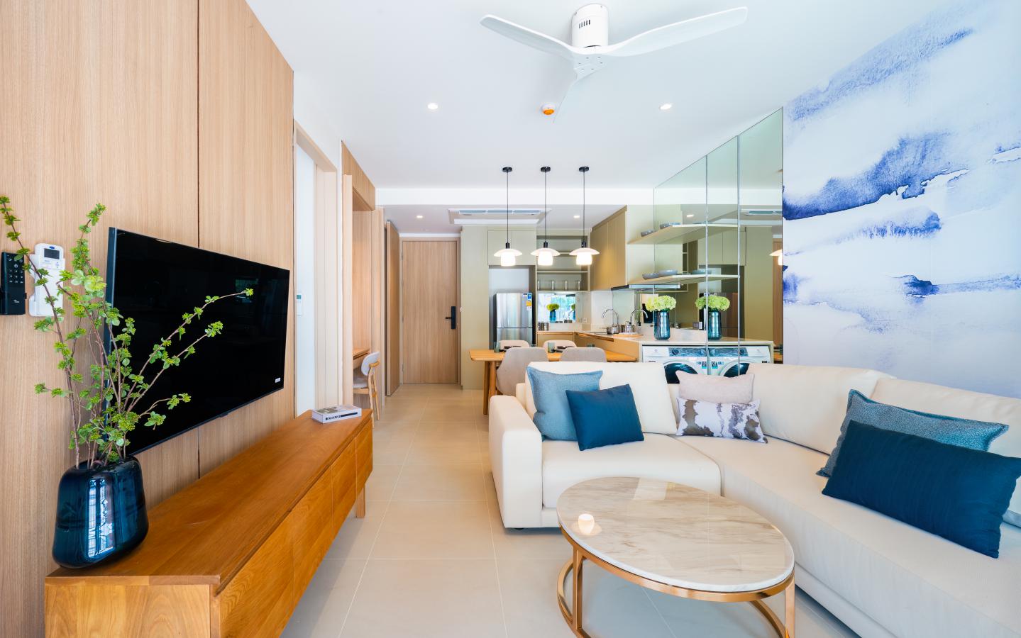 Nature-Inspired Lakeside Residences in Laguna Lakelands