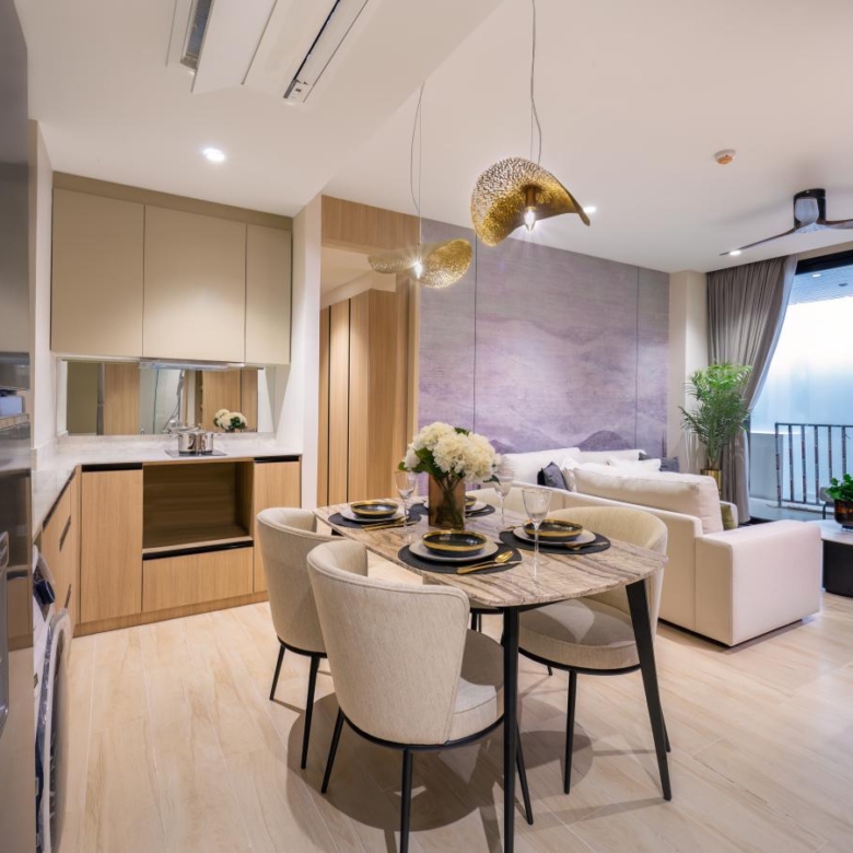 Nature-Inspired Lakeside Residences in Laguna Lakelands