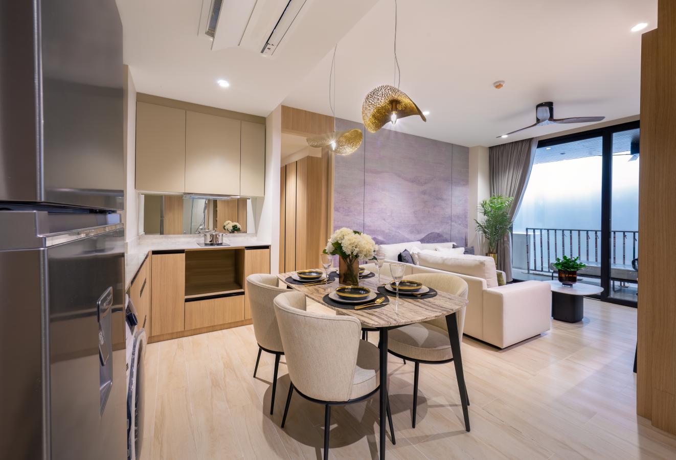Nature-Inspired Lakeside Residences in Laguna Lakelands
