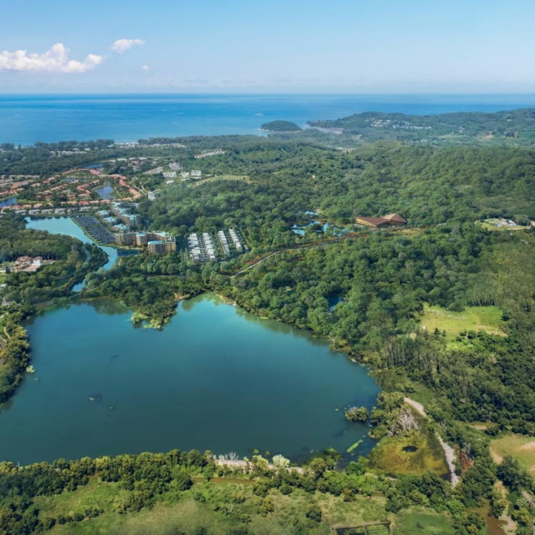 Nature-Inspired Lakeside Residences in Laguna Lakelands
