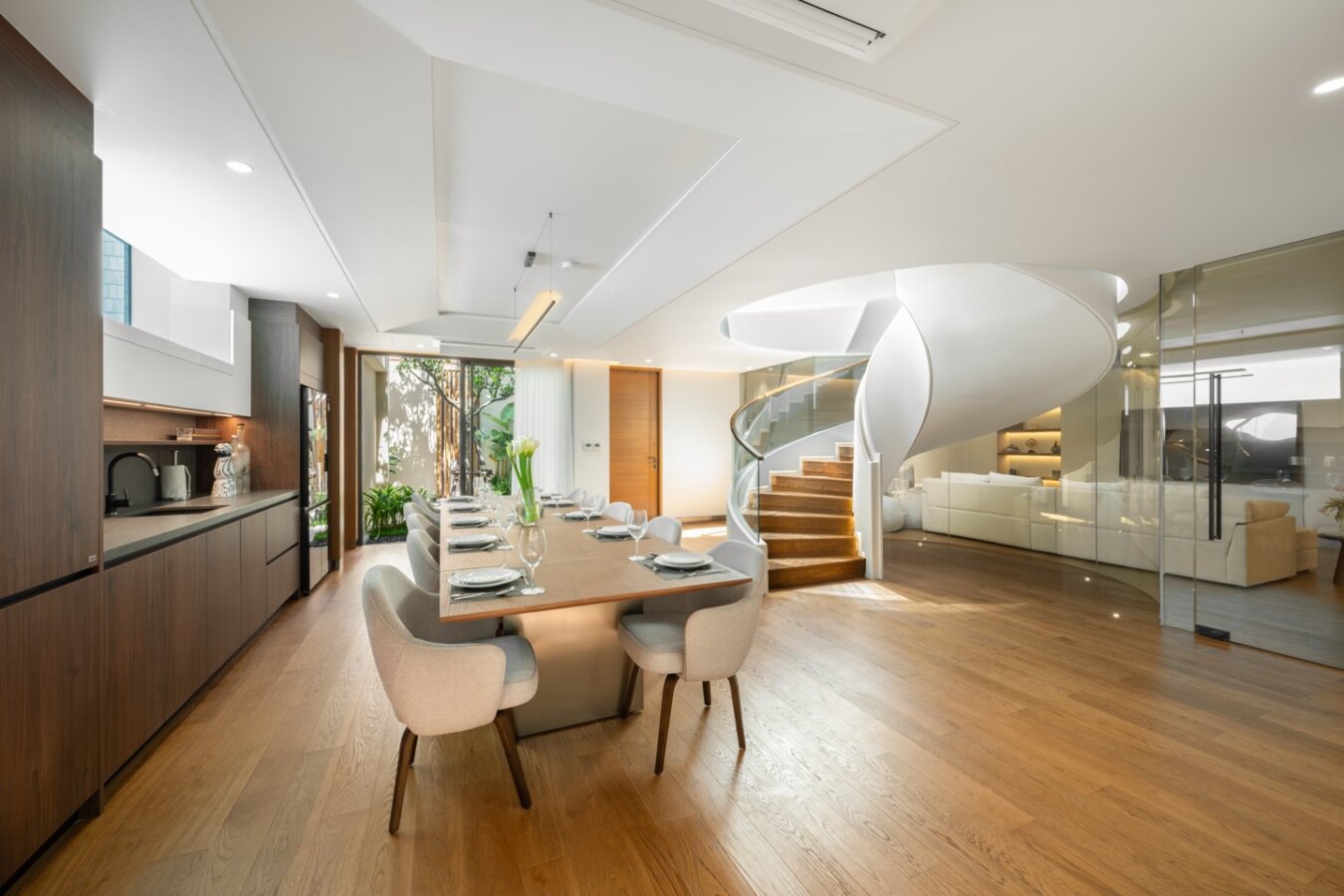 Ultra-Luxury Beachfront Residences in Laguna Phuket