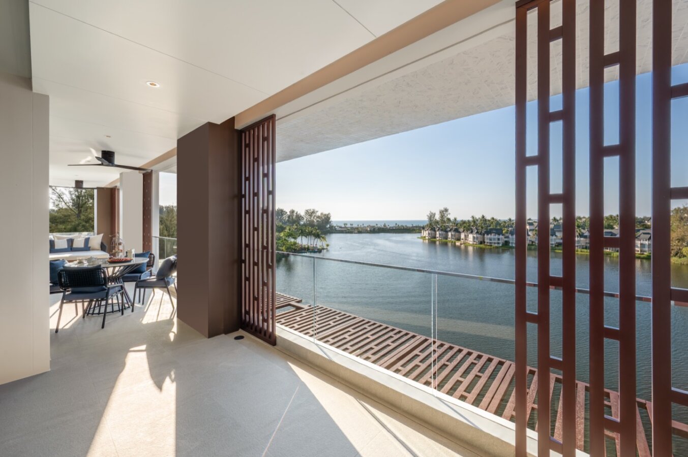 Unrivalled Seaview Condominiums