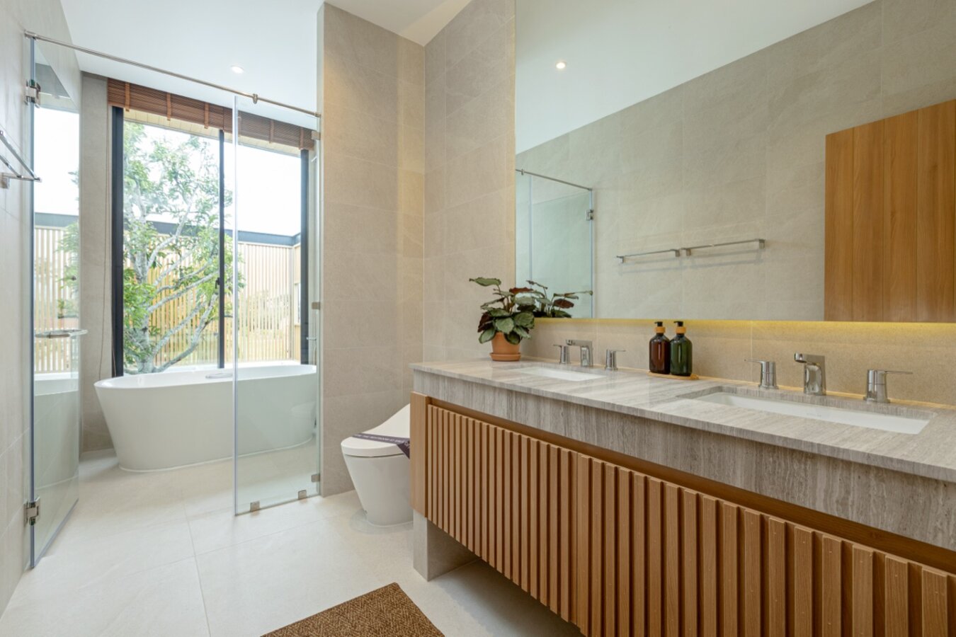 Luxury Private Pool Villas in Chalong Bay