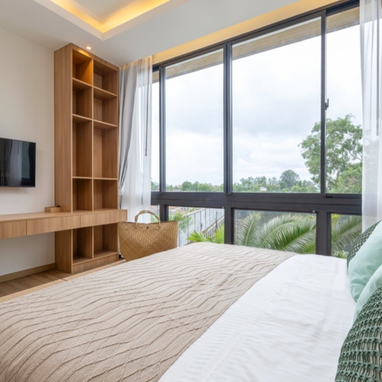 Luxury Private Pool Villas in Chalong Bay