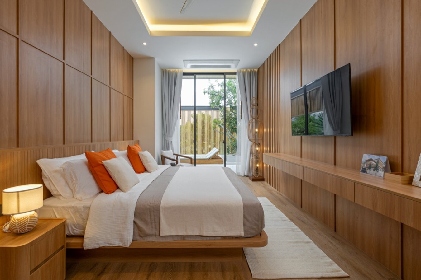 Luxury Private Pool Villas in Chalong Bay