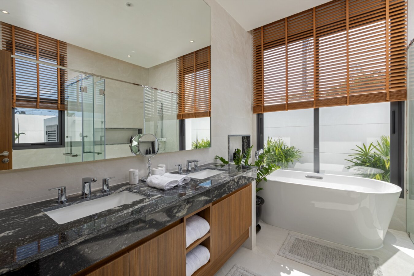 Luxury Private Pool Villas in Cherng Talay