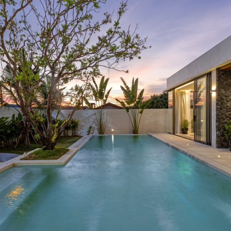 Luxury Private Pool Villas in Chalong Bay
