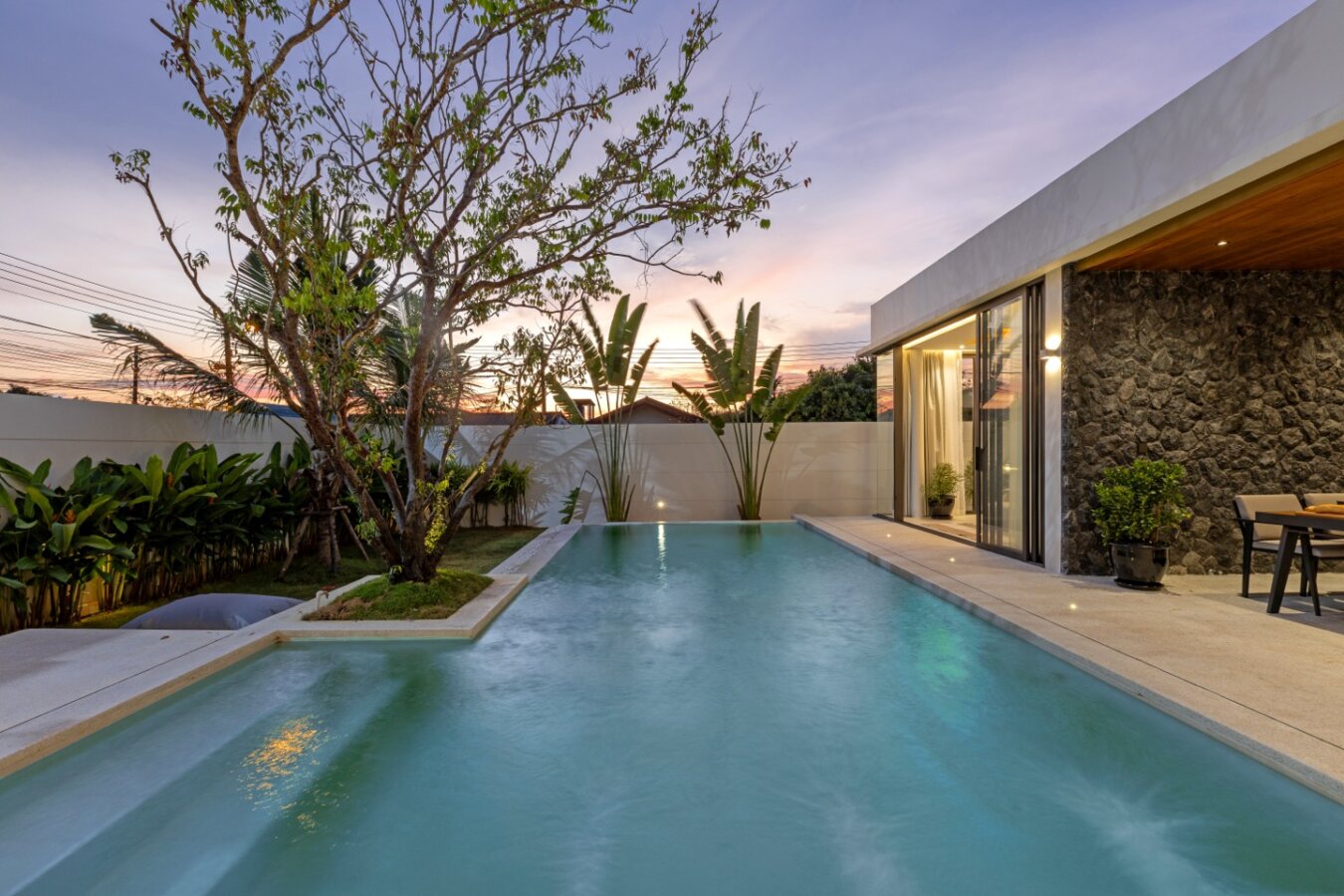 Luxury Private Pool Villas in Chalong Bay