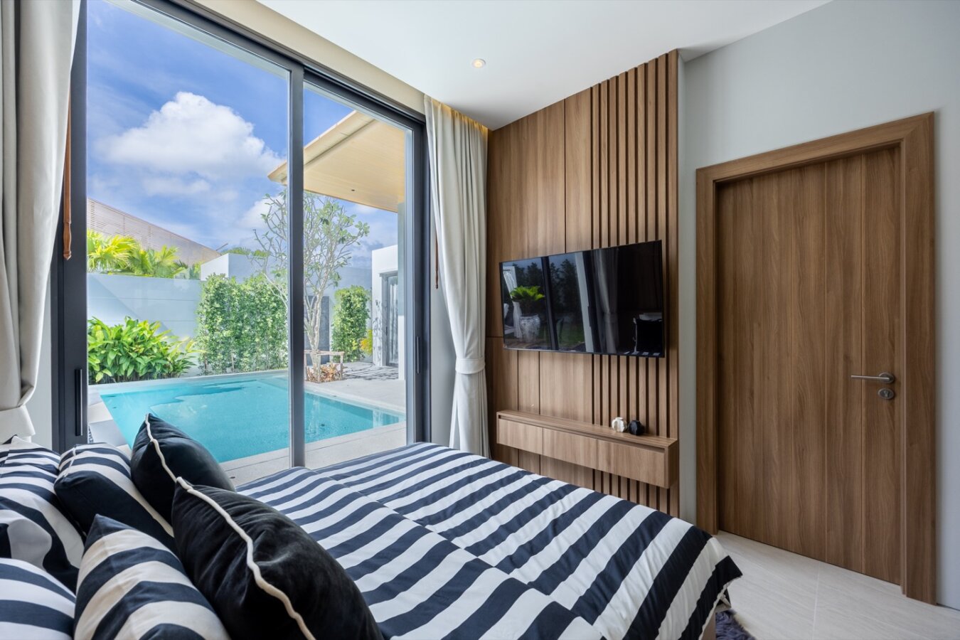 Luxury Private Pool Villas in Ko Kaeo