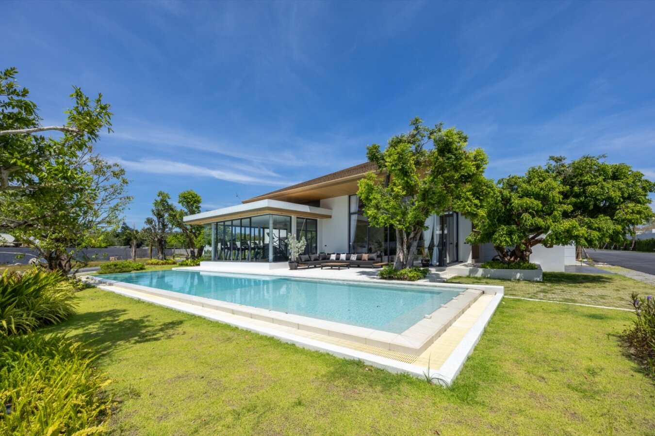 Luxury Private Pool Villas in Ko Kaeo