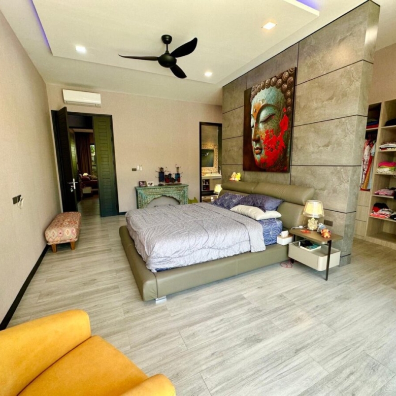 Luxury 4-Bedroom Pool Villa in the Heart of Rawai