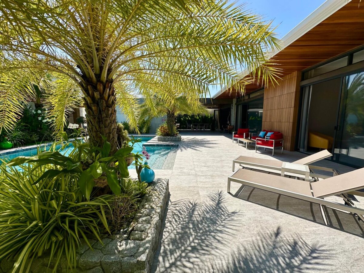 Luxury 4-Bedroom Pool Villa in the Heart of Rawai