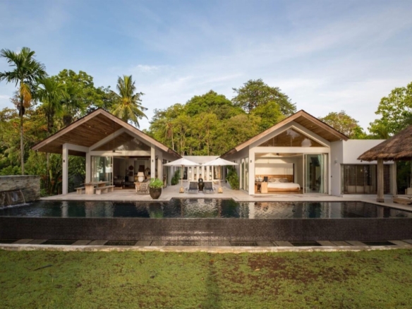 Exclusive Beachfront Cape Estate for Sale in Cape Yamu