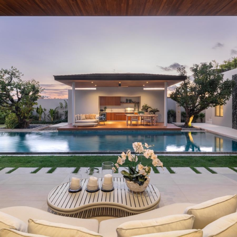 Stunning Pool Villas in Pasak, Phuket