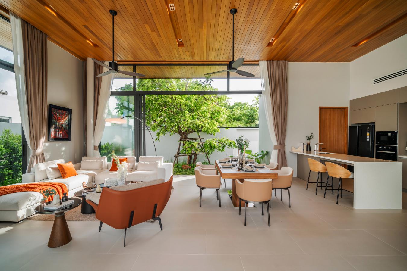 Tropical Luxury Pool Villas in Thep Krasattri, Phuket