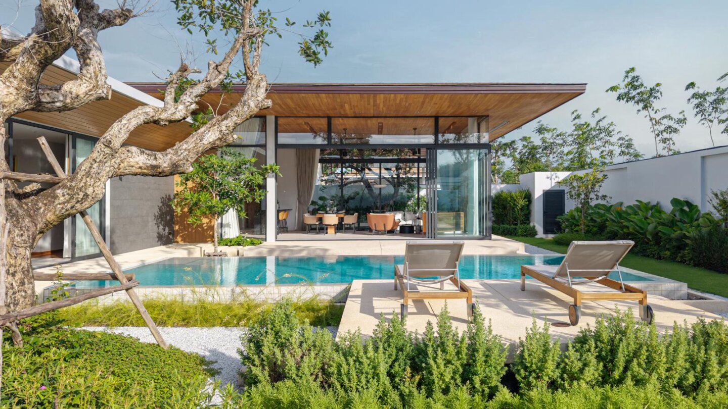 Tropical Luxury Pool Villas in Thep Krasattri, Phuket