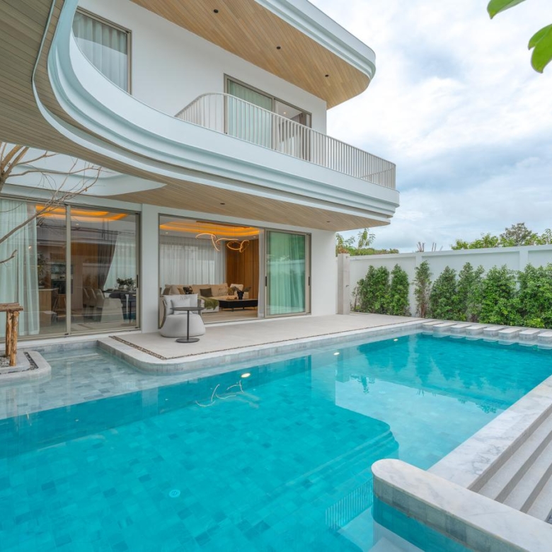 High-End Tropical 4-Bedroom Pool Villas in Saiyuan, Rawai