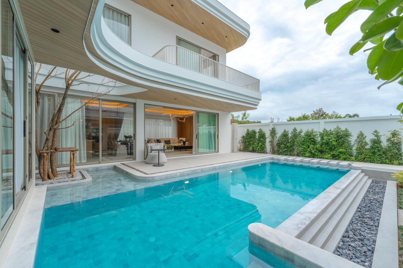 High-End Tropical 4-Bedroom Pool Villas in Saiyuan, Rawai