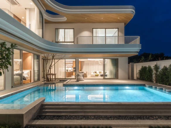 High-End Tropical 4-Bedroom Pool Villas in Saiyuan, Rawai