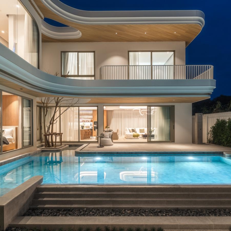 High-End Tropical 4-Bedroom Pool Villas in Saiyuan, Rawai