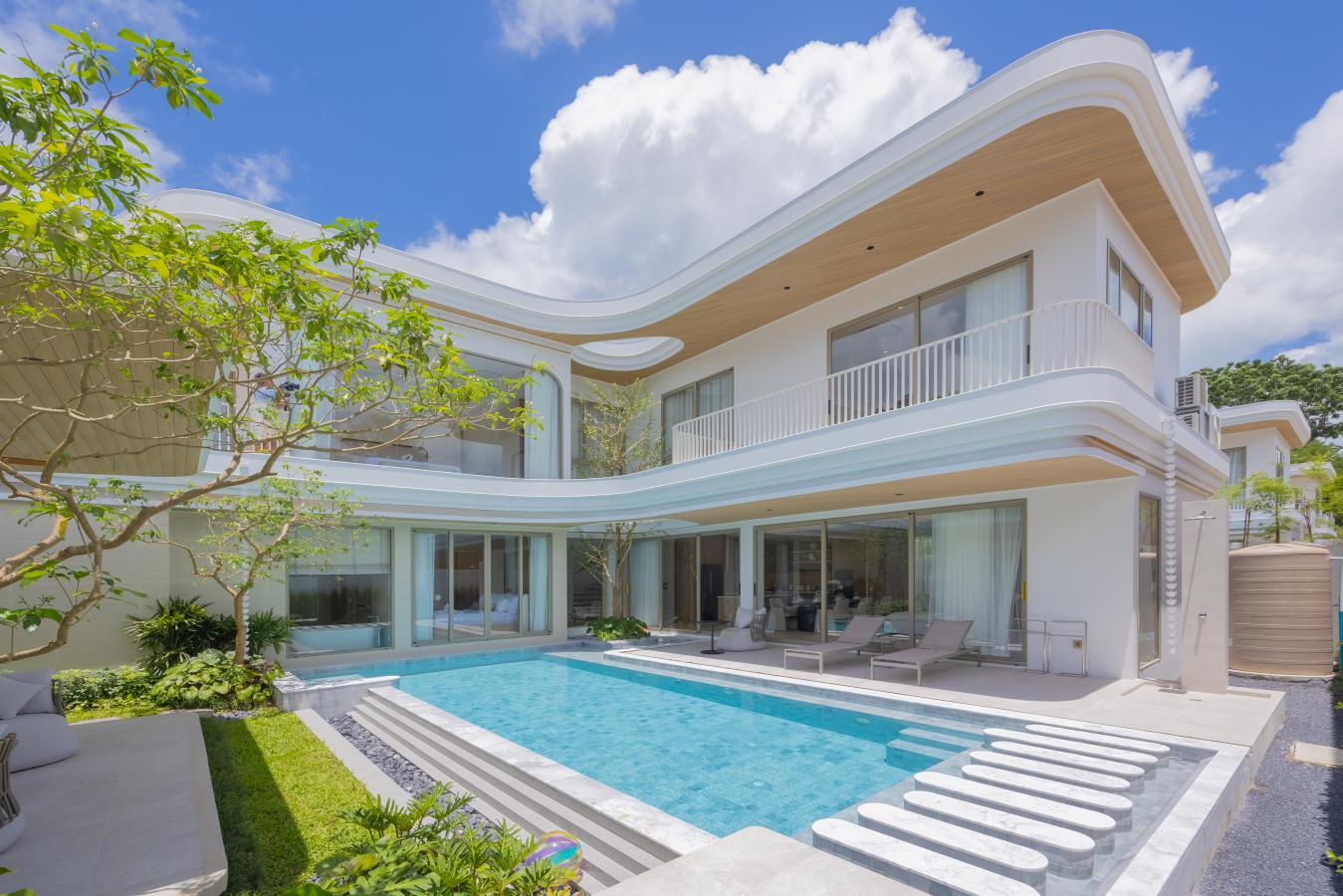 High-End Tropical 4-Bedroom Pool Villas in Saiyuan, Rawai