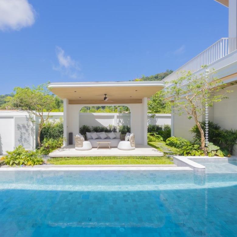 High-End Tropical 4-Bedroom Pool Villas in Saiyuan, Rawai